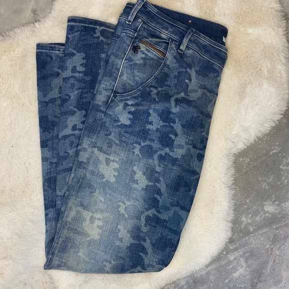 Scotch & Soda | Maison Scotch Camo Boyfriend Jeans - Picture 2 of 12